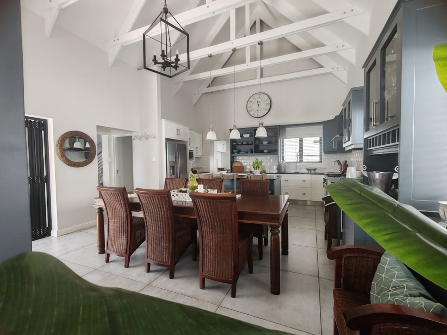 4 Bedroom Property for Sale in St Francis Links Eastern Cape